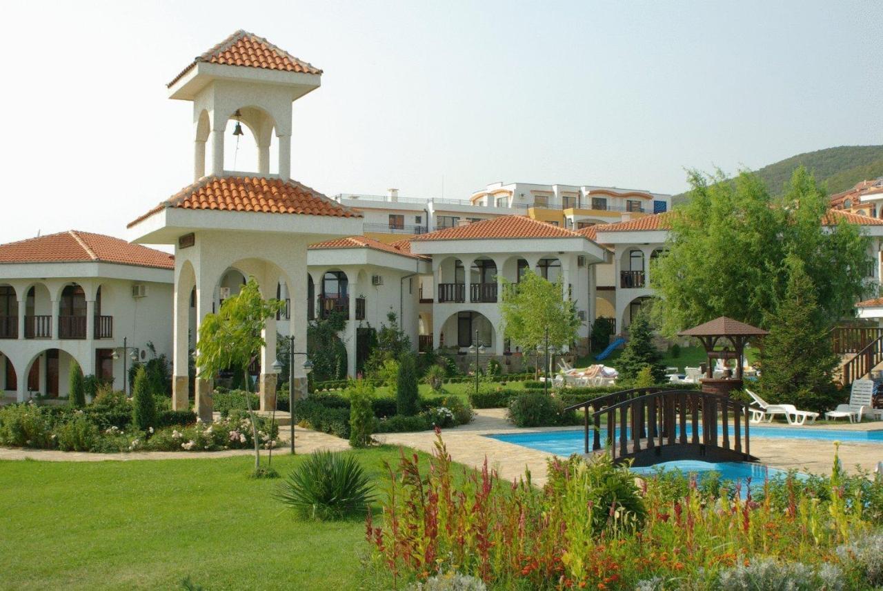 Kambani Bells Apart Complex Sveti Vlas Luaran gambar