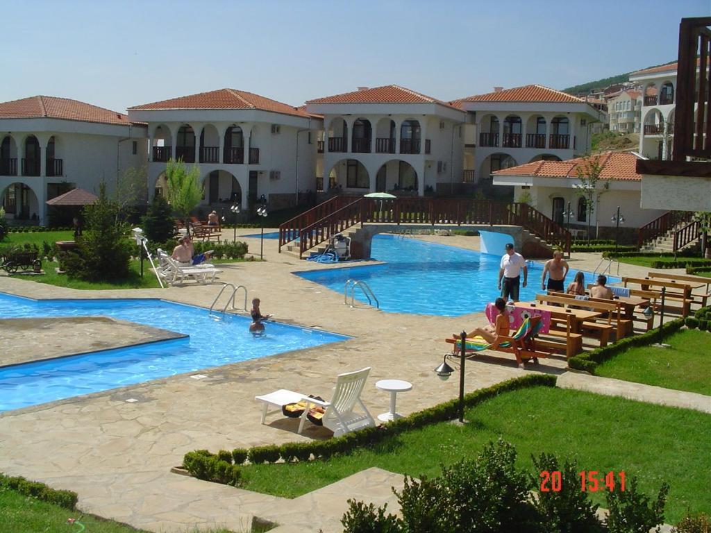 Kambani Bells Apart Complex Sveti Vlas Luaran gambar