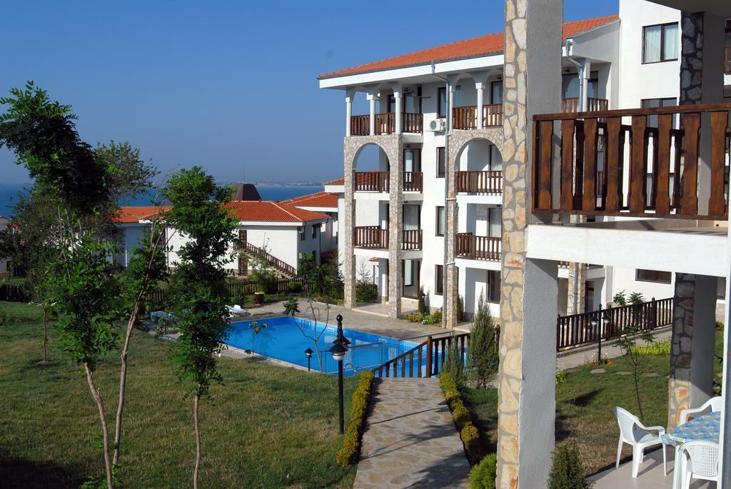 Kambani Bells Apart Complex Sveti Vlas Luaran gambar